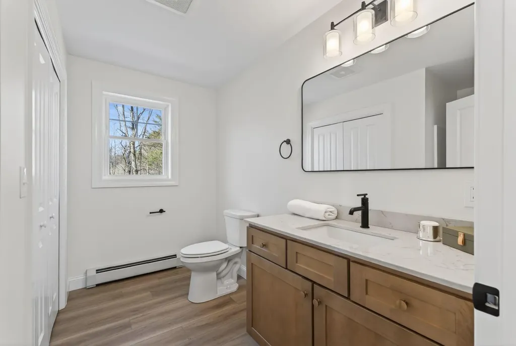 6 Shepherd Lane Windham ME 04103
