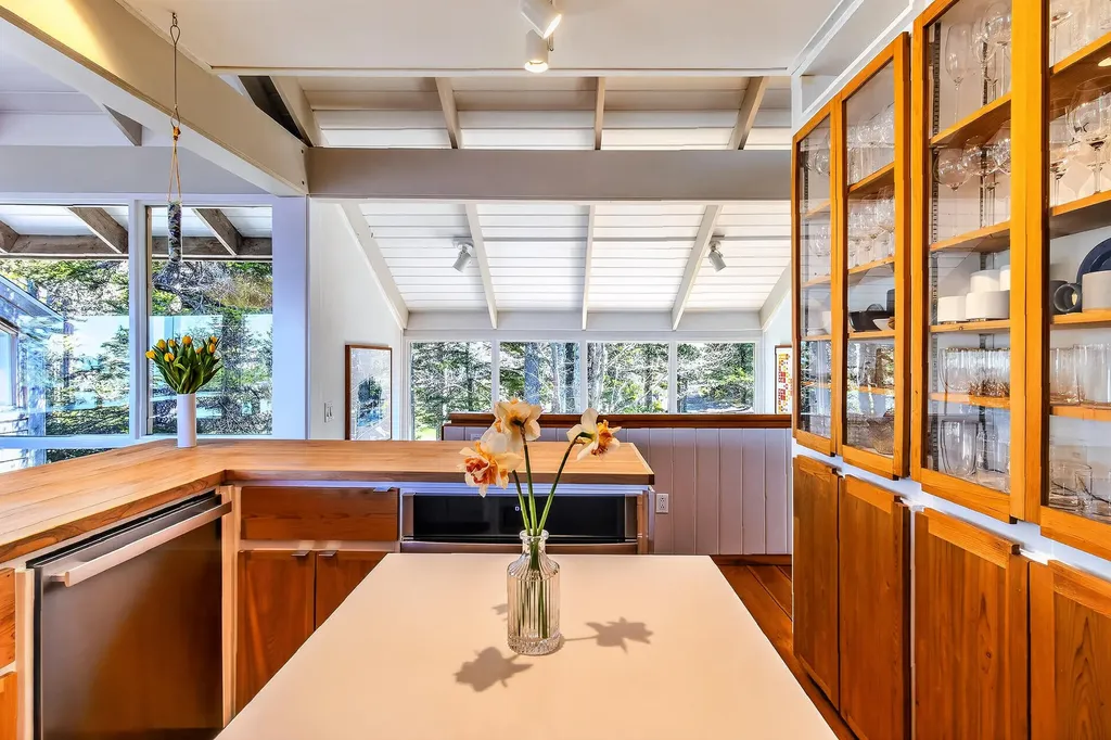 455 Black Duck Cove Road Beals ME 04611