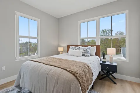 298 Main Street Yarmouth ME 04096