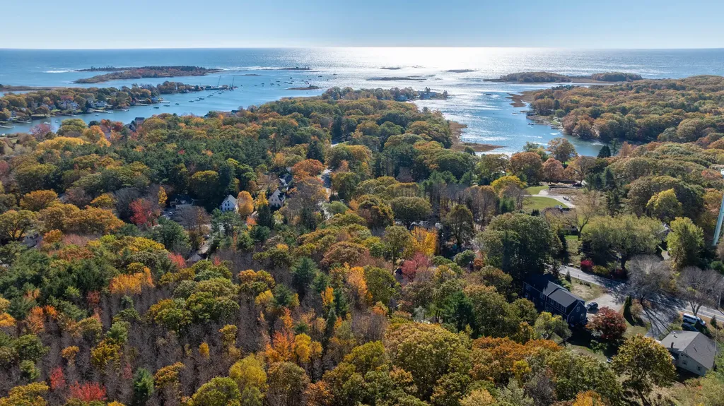142 Main Street Kennebunkport ME 04046