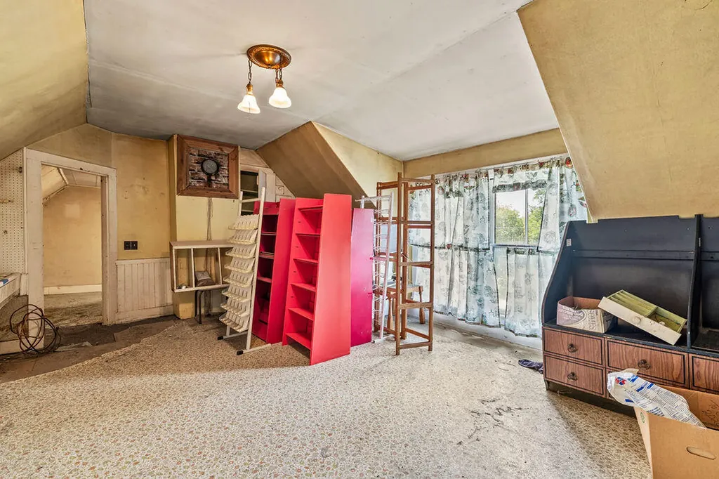 26 Lincoln Street Dover-foxcroft ME 04426