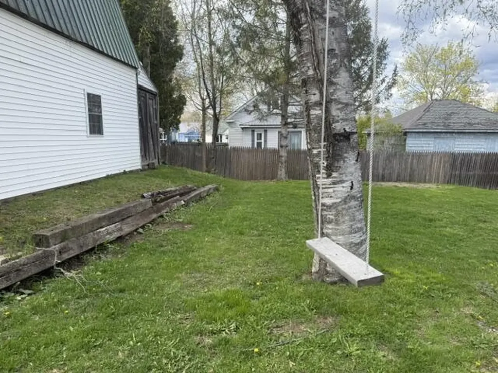 33 Wilkes Street Waterville ME 04901