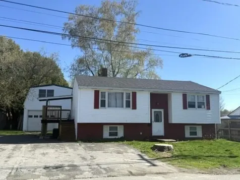 33 Wilkes Street Waterville ME 04901