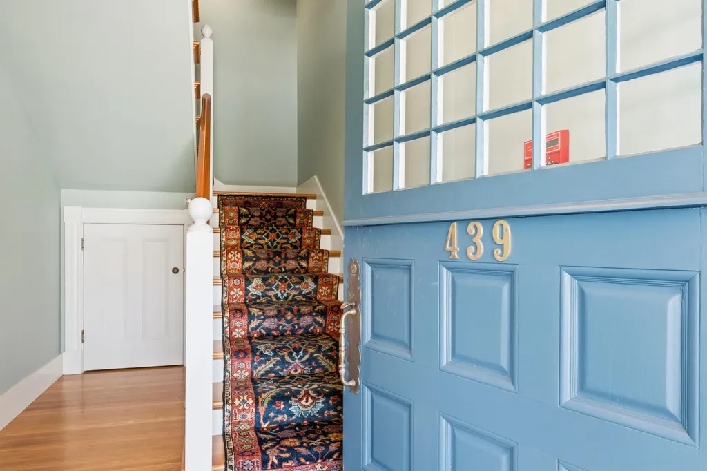 439 York Street York ME 03909