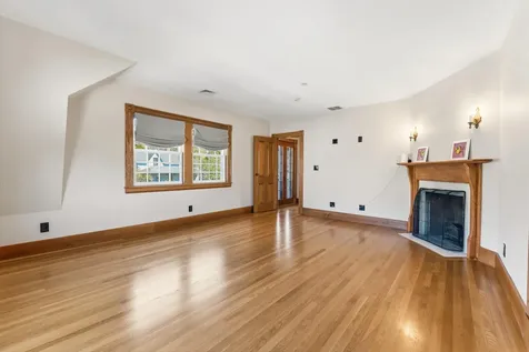 439 York Street York ME 03909