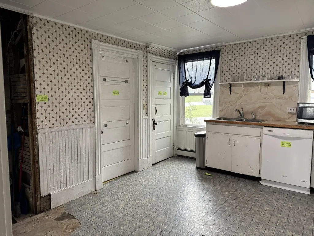 23 Elmwood Avenue Caribou ME 04736