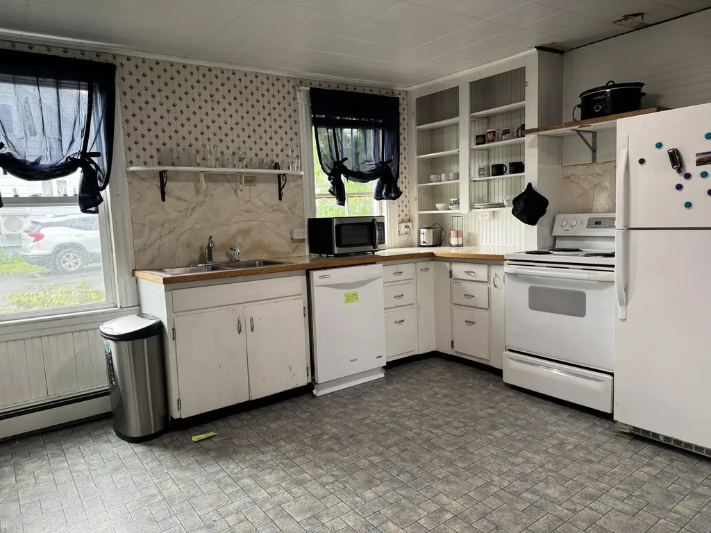 23 Elmwood Avenue Caribou ME 04736