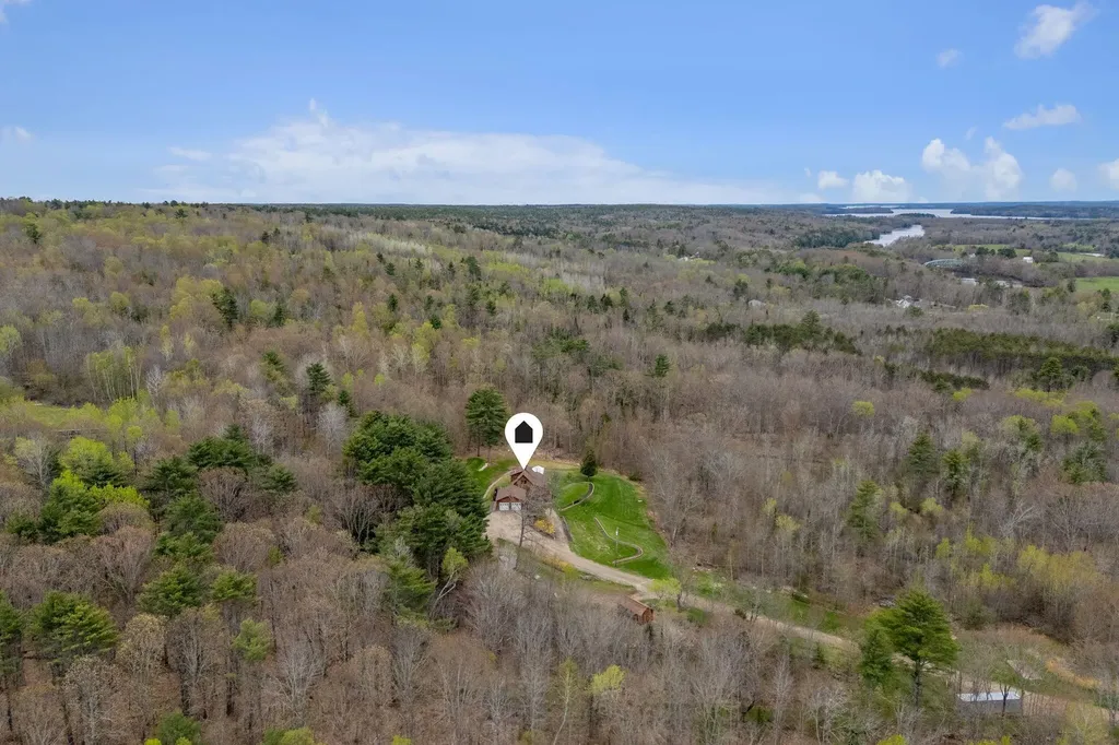 276 Middle Road Dresden ME 04342