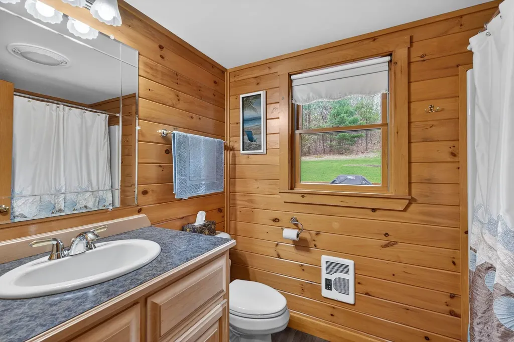 276 Middle Road Dresden ME 04342