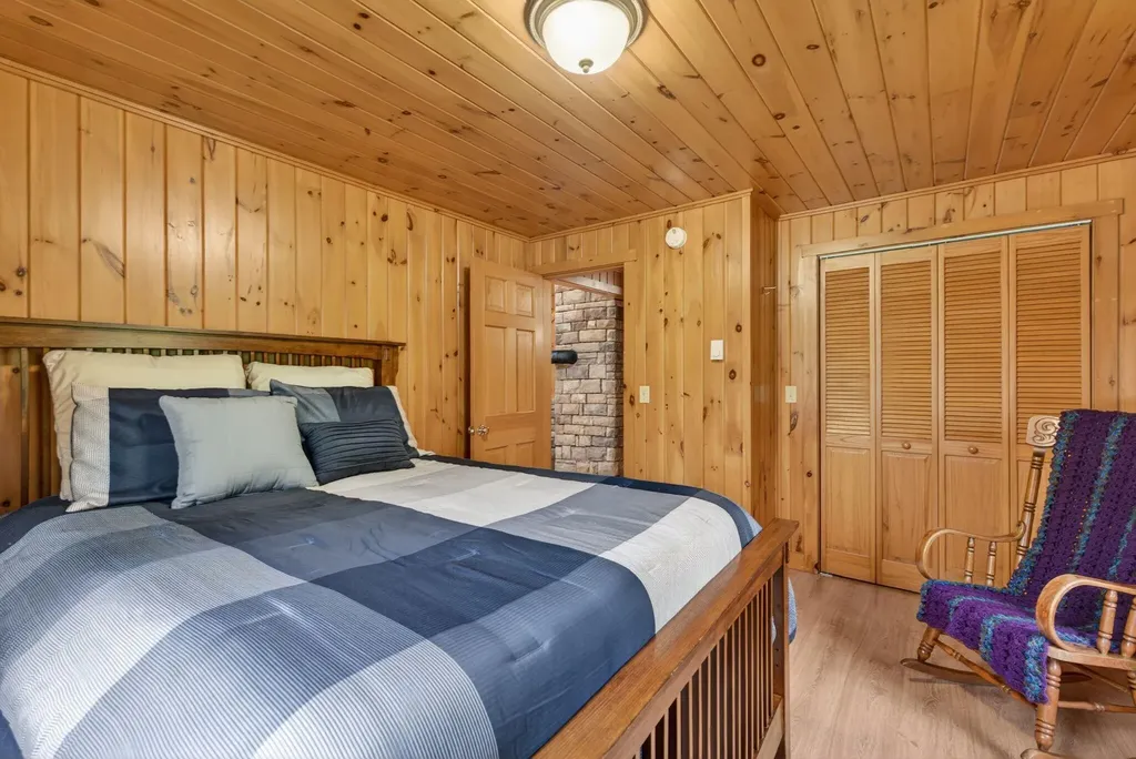 276 Middle Road Dresden ME 04342