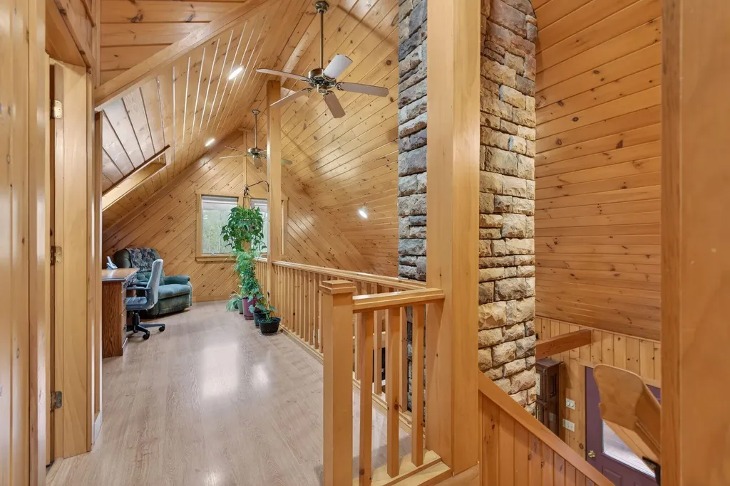 276 Middle Road Dresden ME 04342