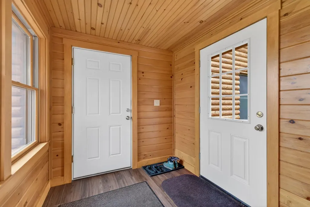 276 Middle Road Dresden ME 04342