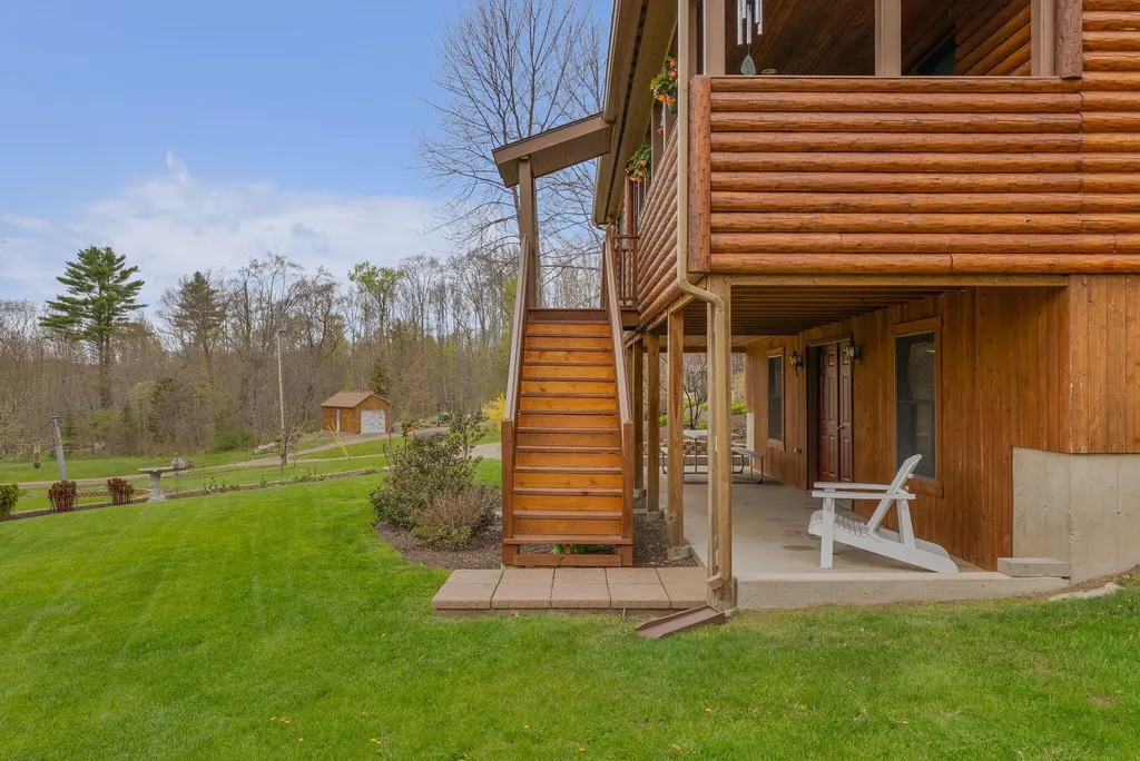 276 Middle Road Dresden ME 04342