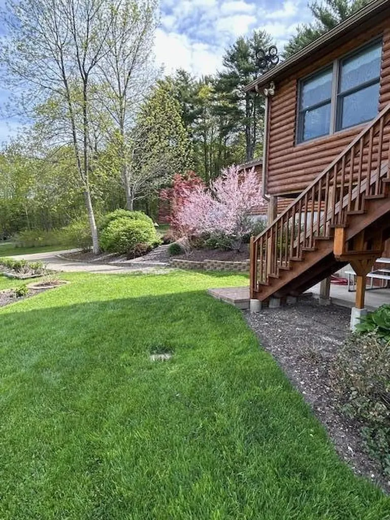 276 Middle Road Dresden ME 04342