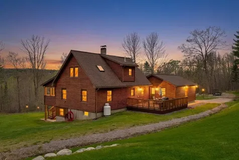 276 Middle Road Dresden ME 04342