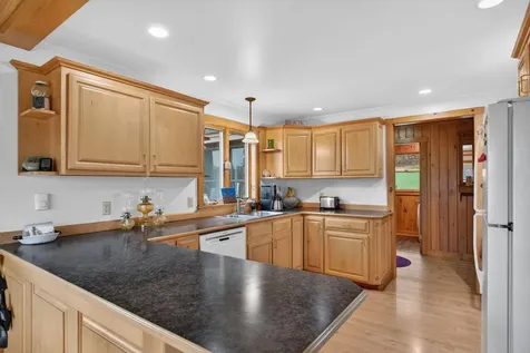 276 Middle Road Dresden ME 04342
