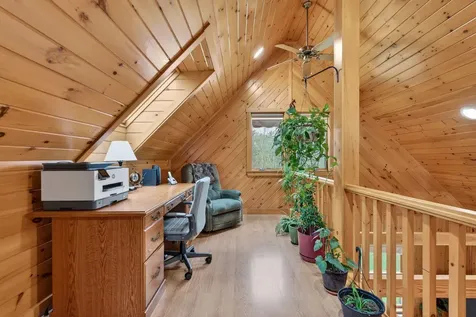 276 Middle Road Dresden ME 04342