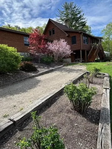 276 Middle Road Dresden ME 04342