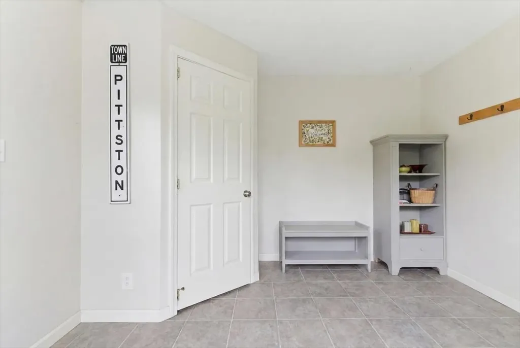 37 Palmer Road Pittston ME 04345