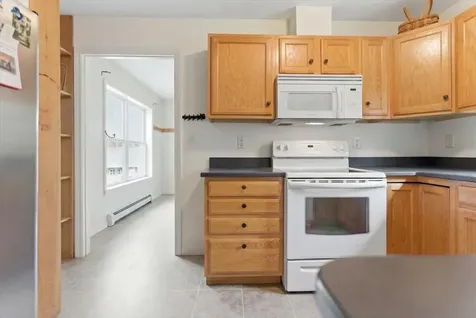 37 Palmer Road Pittston ME 04345