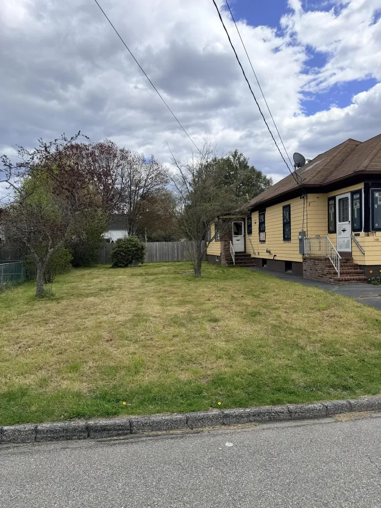 149 Summer Street Biddeford ME 04005