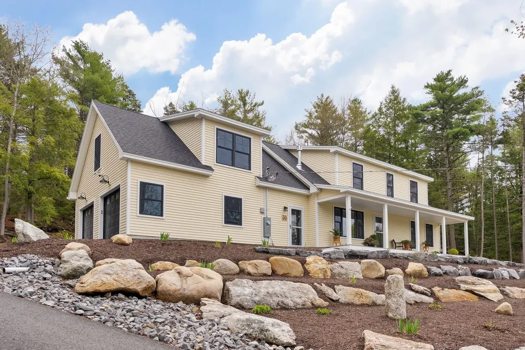 30 Perreault Way Brunswick ME 04011