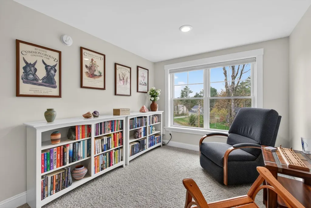 30 Perreault Way Brunswick ME 04011