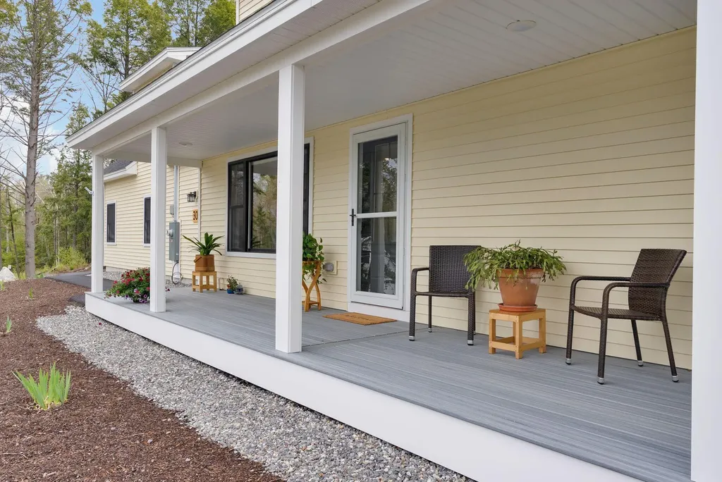 30 Perreault Way Brunswick ME 04011
