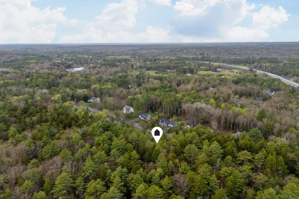 30 Perreault Way Brunswick ME 04011