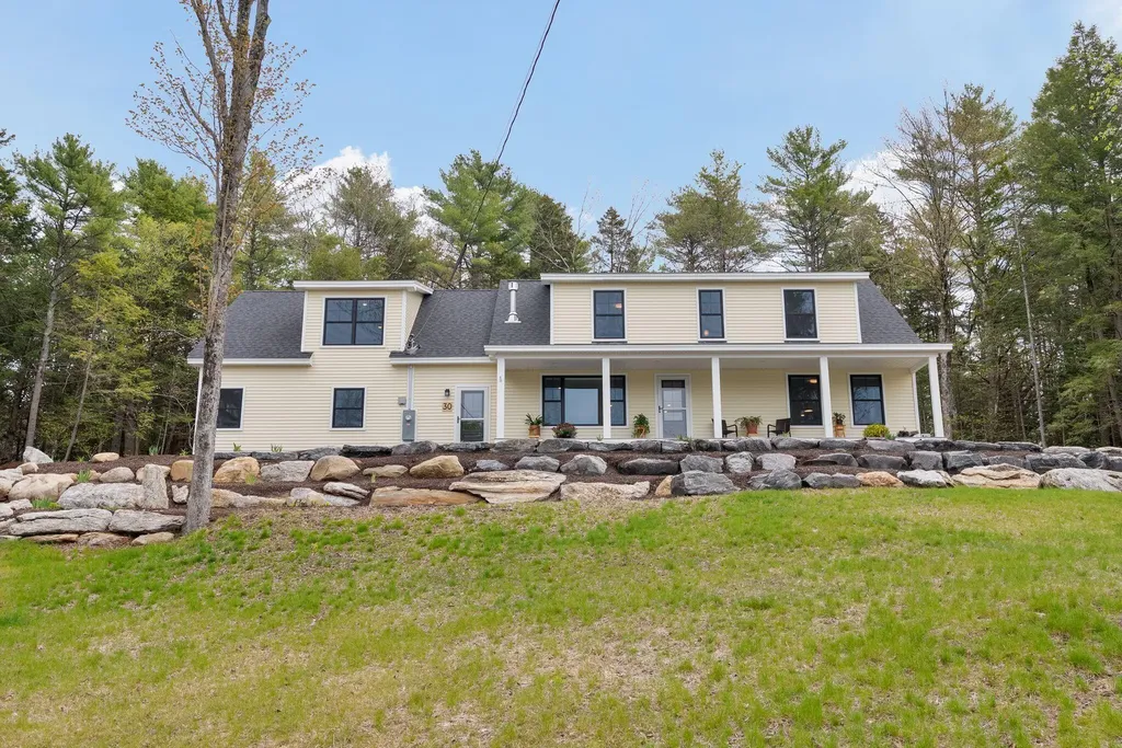 30 Perreault Way Brunswick ME 04011