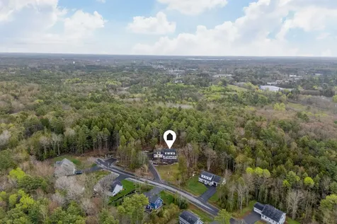 30 Perreault Way Brunswick ME 04011