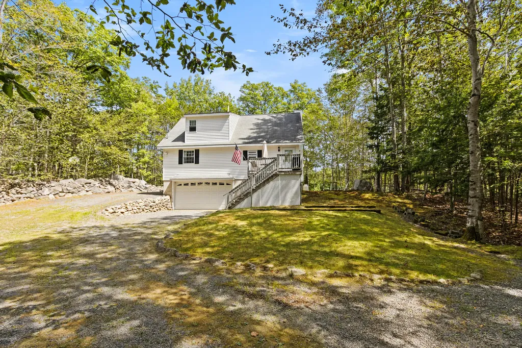 170 High Point Drive Frye Island ME 04071