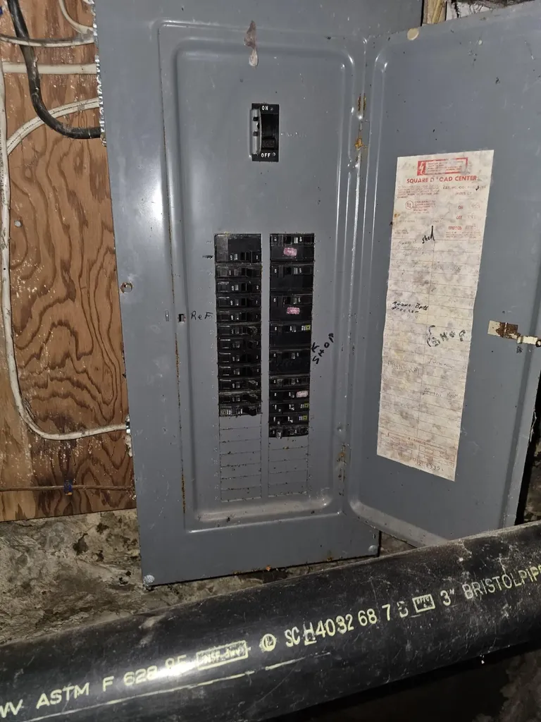 42 Flood Avenue Wiscasset ME 04578