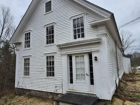 42 Flood Avenue Wiscasset ME 04578