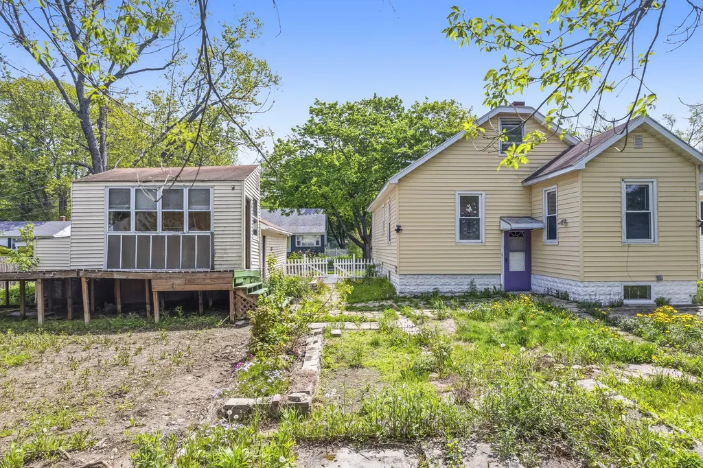 62 Dorset Street Portland ME 04102