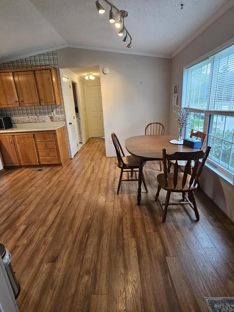 4 Hilltop Court Turner ME 04282