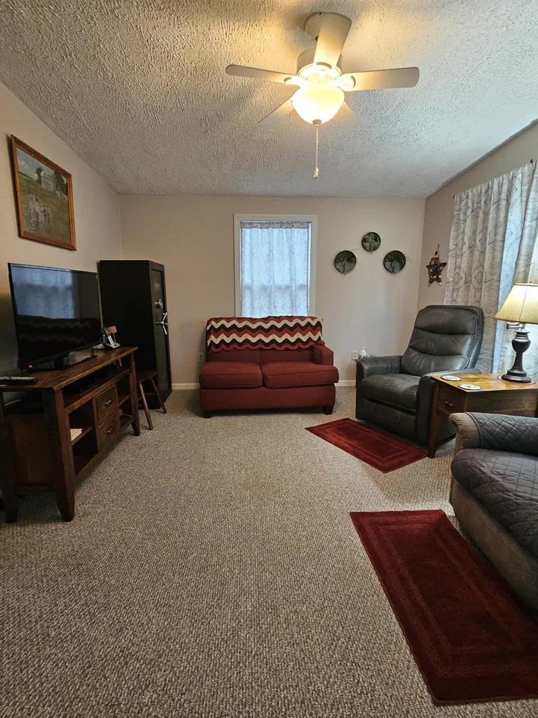 4 Hilltop Court Turner ME 04282