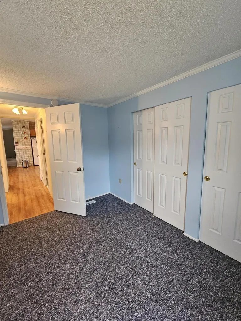 4 Hilltop Court Turner ME 04282