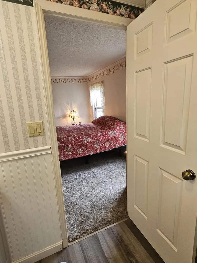 4 Hilltop Court Turner ME 04282