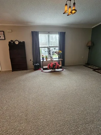 4 Hilltop Court Turner ME 04282