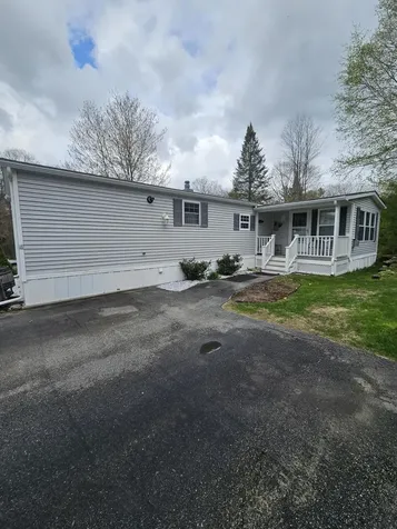 4 Hilltop Court Turner ME 04282