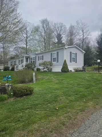 4 Hilltop Court Turner ME 04282