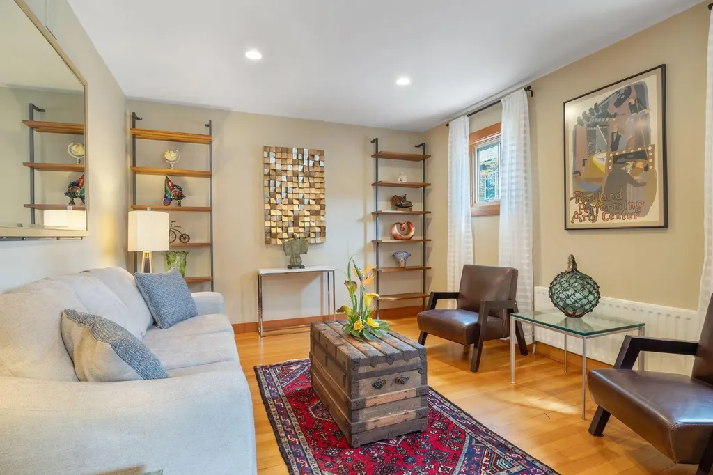 116 Sheridan Street Portland ME 04101