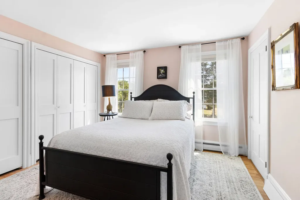 683 Spruce Head Road South Thomaston ME 04858