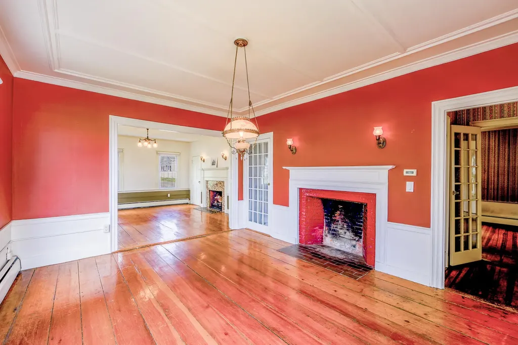 101 E Main Street Searsport ME 04974