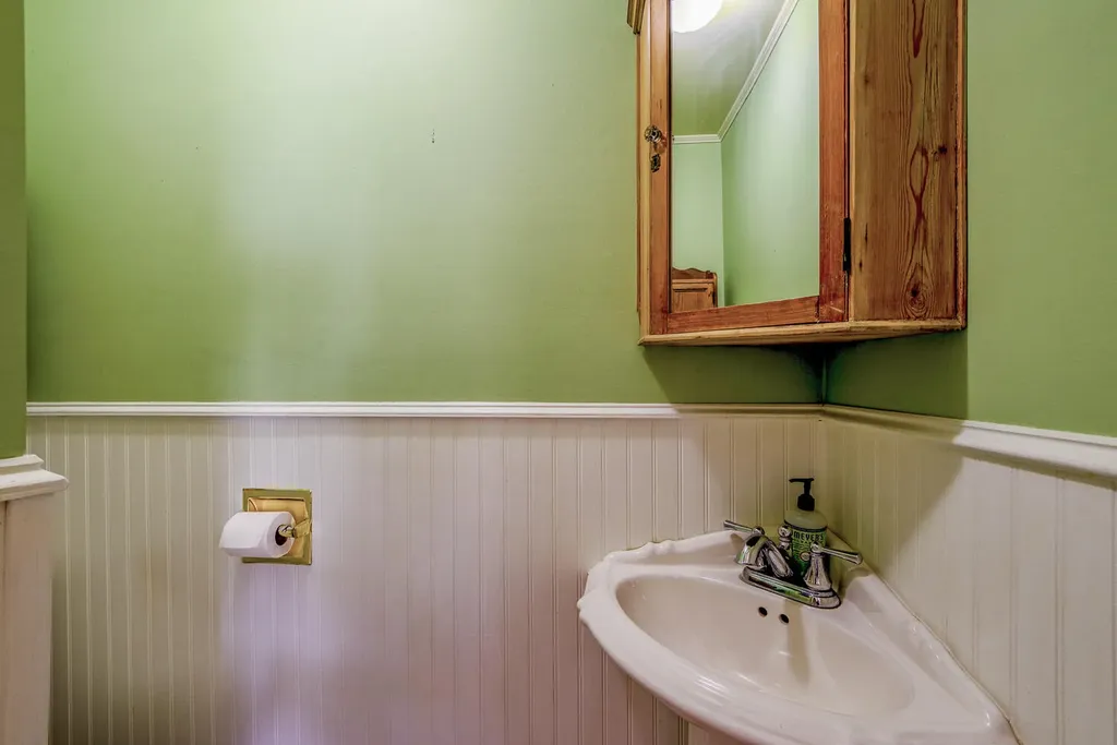 101 E Main Street Searsport ME 04974