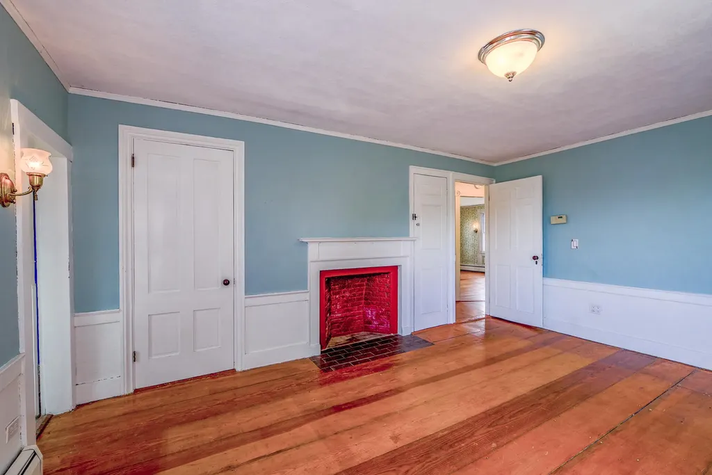 101 E Main Street Searsport ME 04974