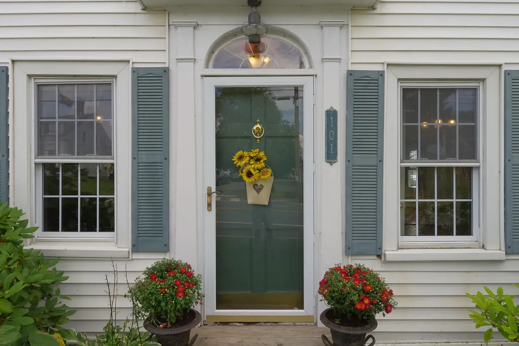 101 E Main Street Searsport ME 04974