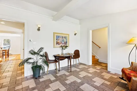 183 Mountain Road Falmouth ME 04105