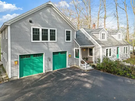 183 Mountain Road Falmouth ME 04105